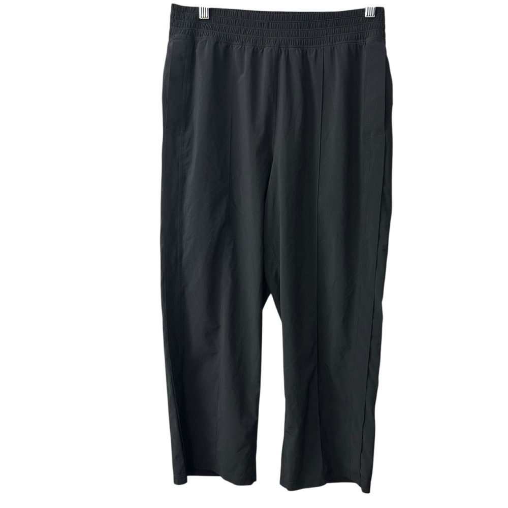 Lululemon Black Wanderer Crop Pants